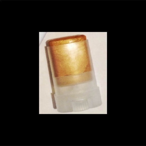 You Are Golden ⭐️ Highlighter Highlighting NEW - Picture 2 of 7